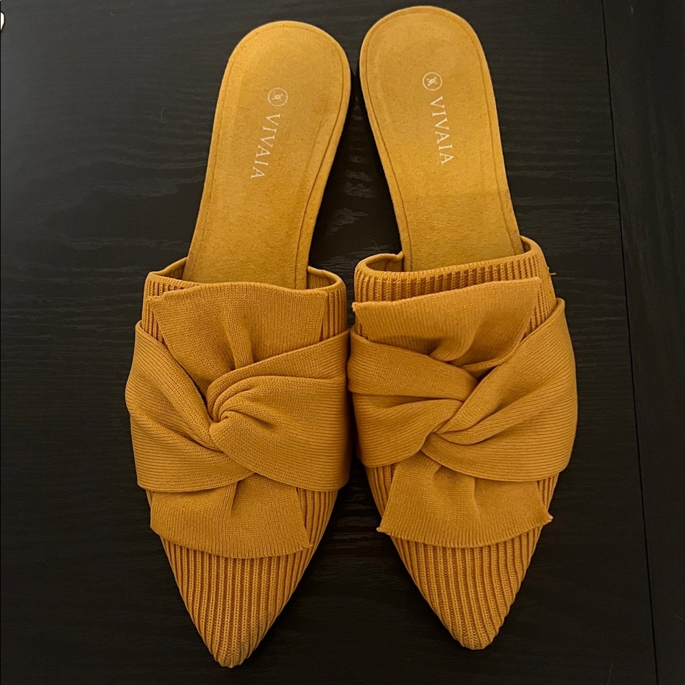VIVAIA Women's Elegant Mustard Mules